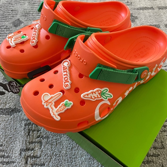 CROCS Shoes Crocs X Carrots Classic All Terrain Unisex Clog Limited